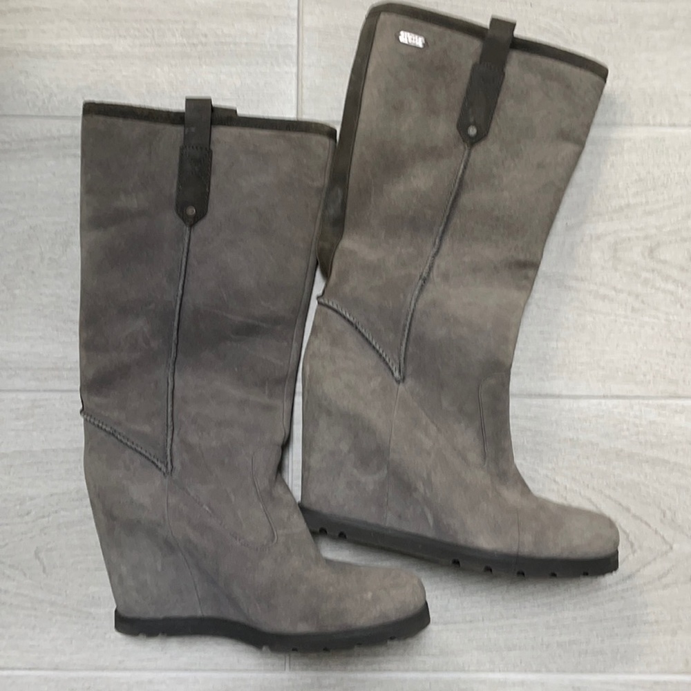 Women’s Ugg boots